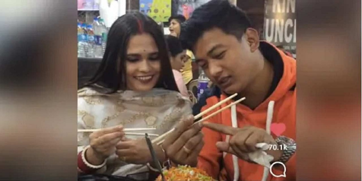 Adorable video: A husband Teaches his Wife How to use Chopsticks