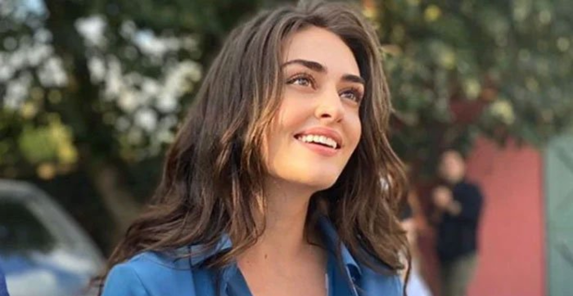In picture: Esra Bilgic's beautiful smile will make your day