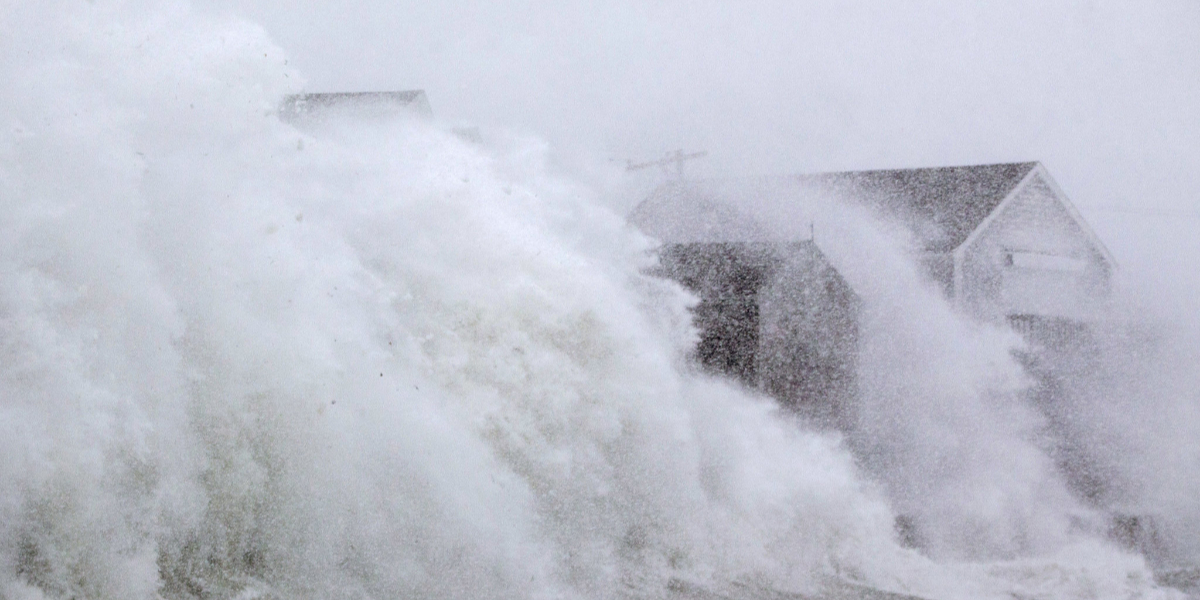 'Bomb cyclone' blankets northeast US in snow