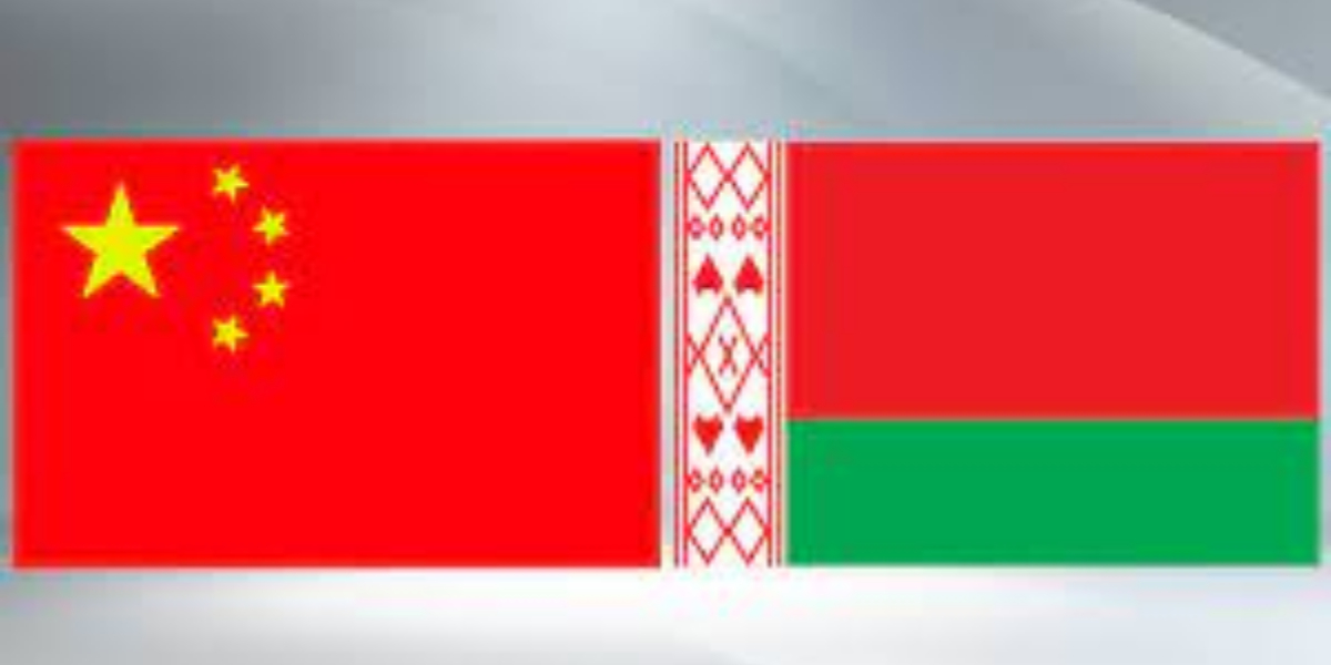 Chinese FM holds talks with Bahraini counterpart