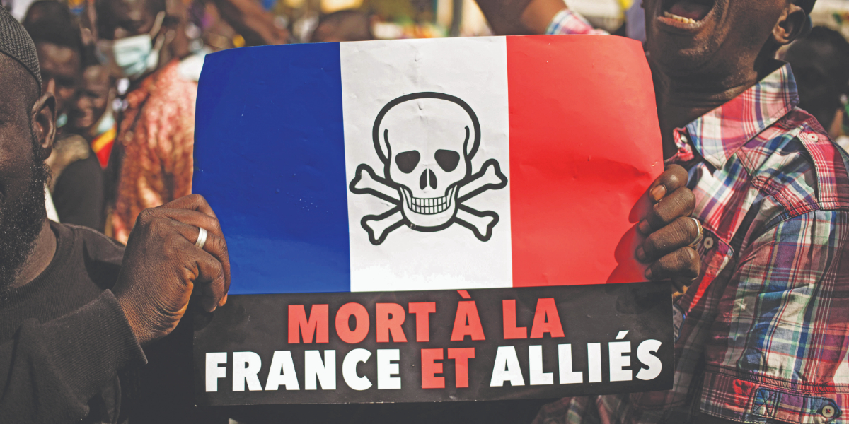 Malians out in force to defend homeland