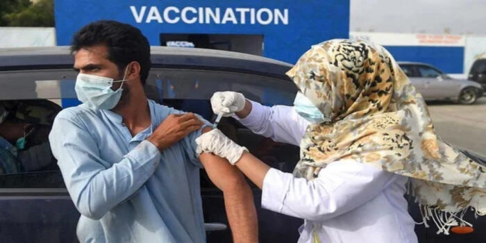 Daily C booster doses of Covid-19 vaccines begins in Sindhovid cases drop below 3K Nationally
