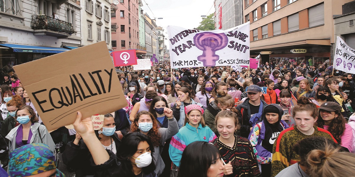 Swiss to allow simple legal gender transition