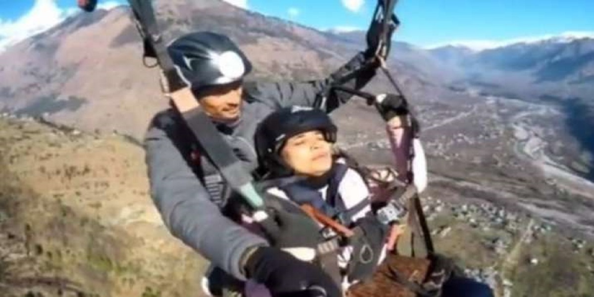 paragliding