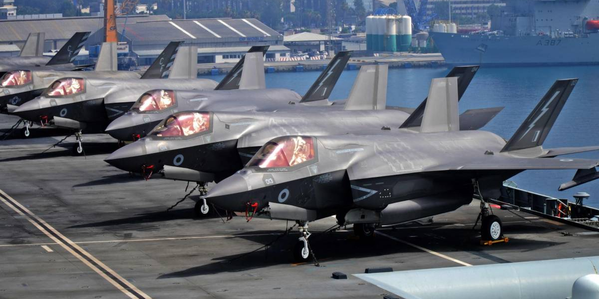 US to send warship, fighter jets to UAE after Yemen attacks