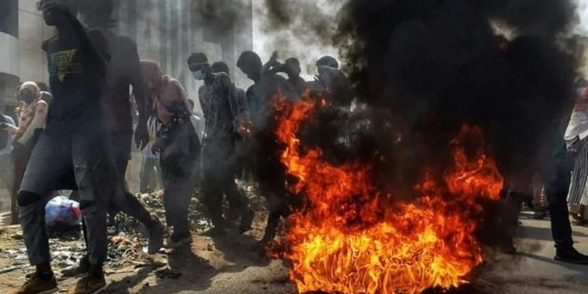 Tear gas fired at Sudan anti-coup protesters