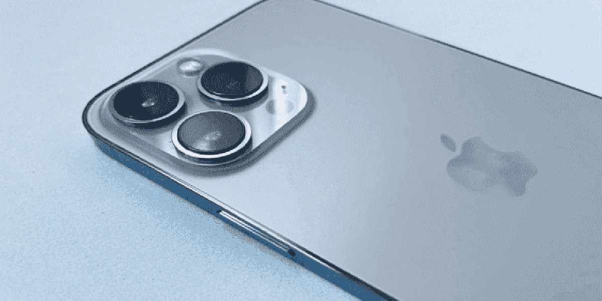 iPhone 15 Pro