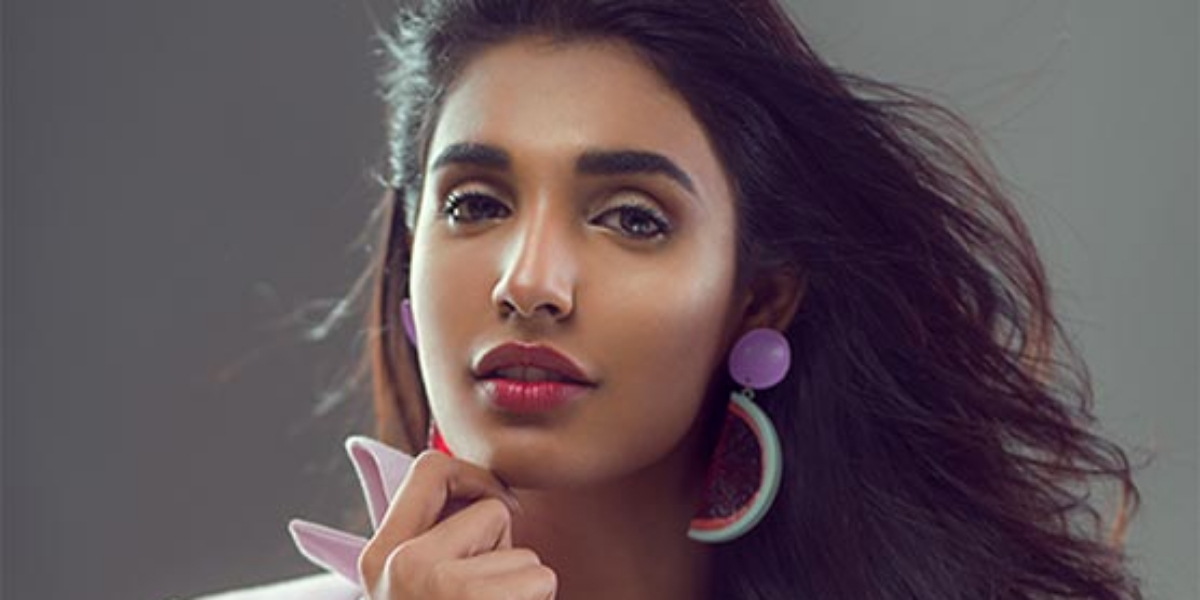 Amna Ilyas criticized over bold statement