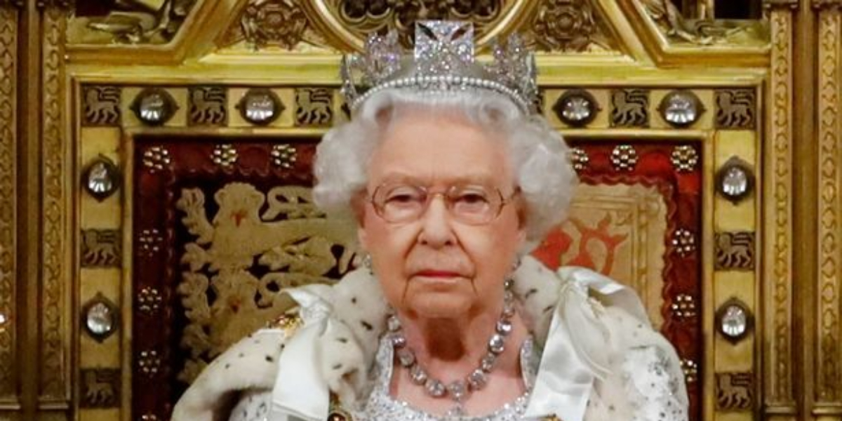 Royal ladies use tiara rule to indicate that they are 'seeking for a husband' 