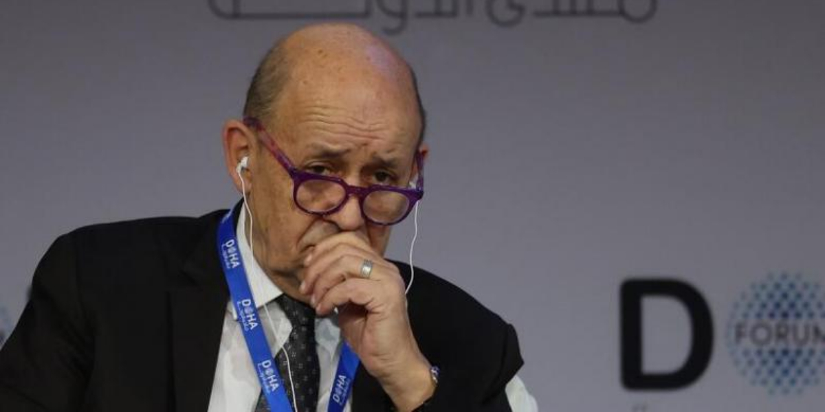 France says world powers must 'keep talking' with Putin