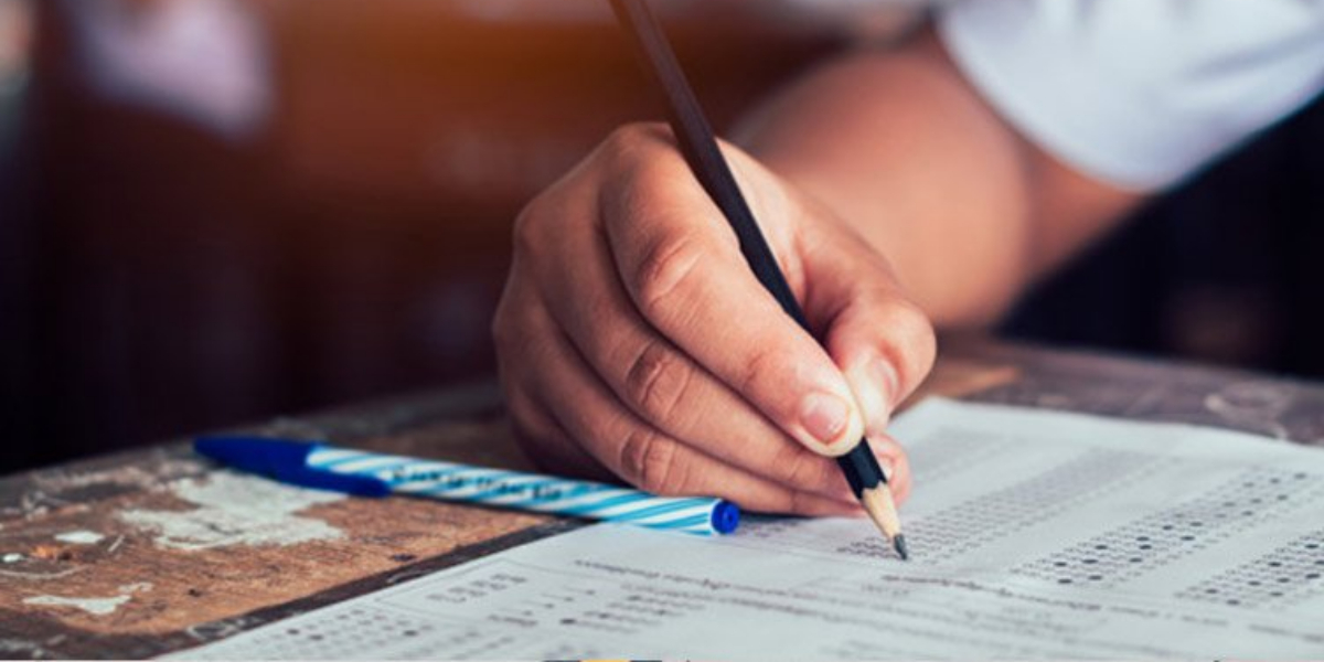 Sri Lanka to go ahead with examinations amidst paper shortage
