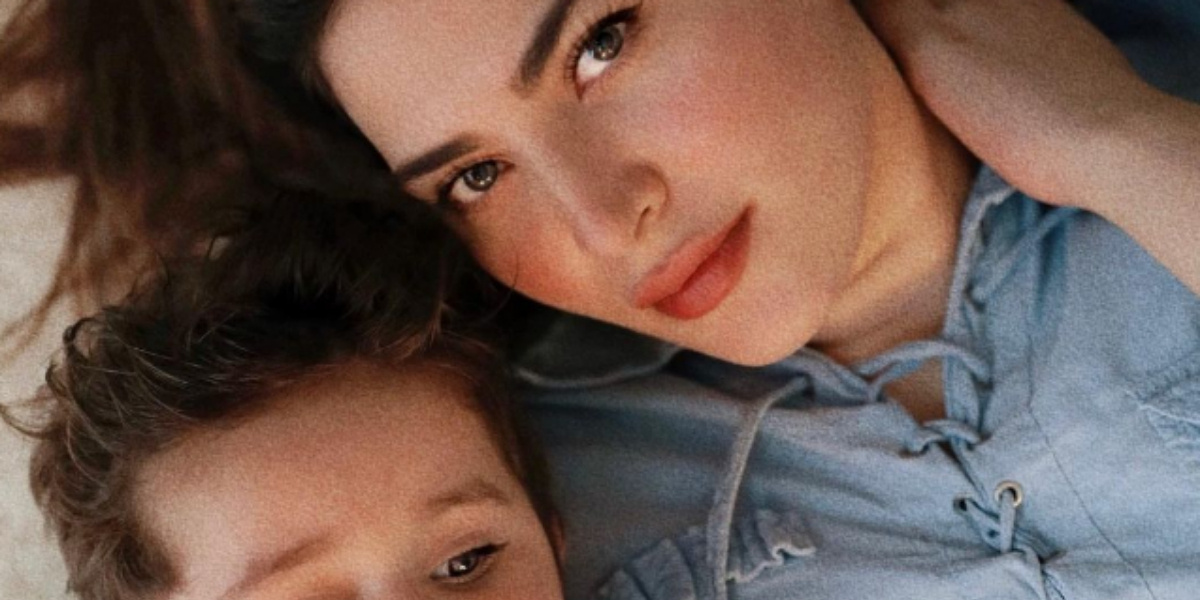 Naimal Khawar shares a sweet photo with her kid