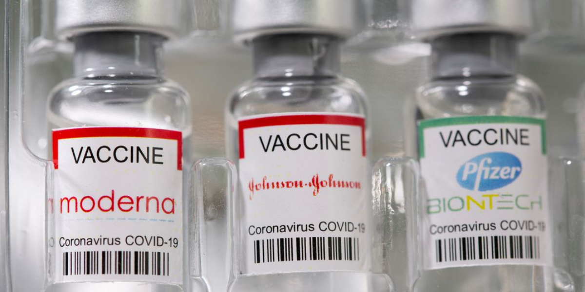 Singapore starts offering 4th COVID-19 dose for seniors