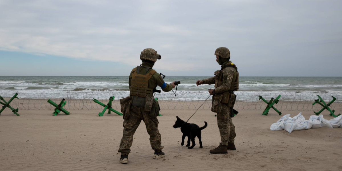 Russian attack on Odesa from the sea is hampered by readiness of Ukraine's army and a sea storm