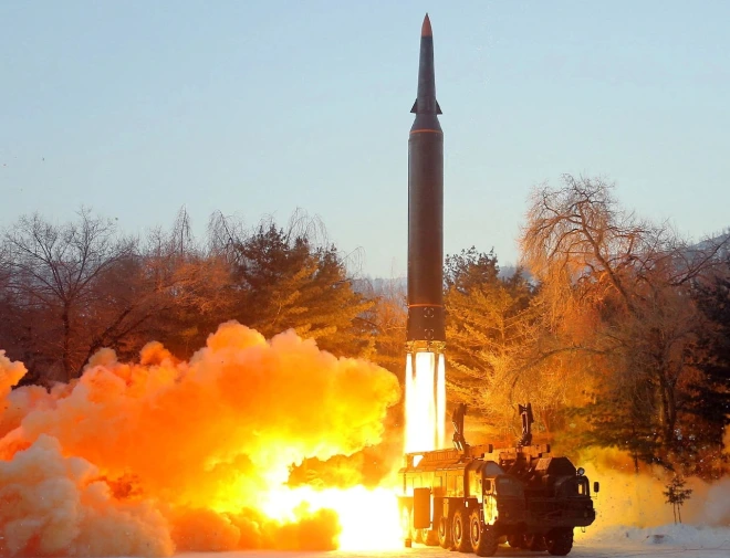 hypersonic missile
