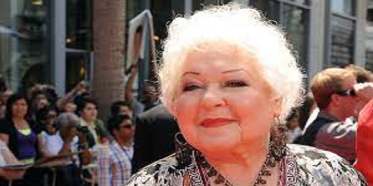 Estelle Harris
