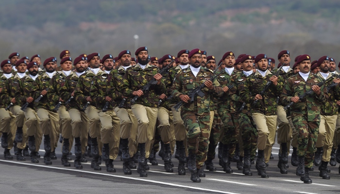Ae Rahe e Haq k Shaheedon