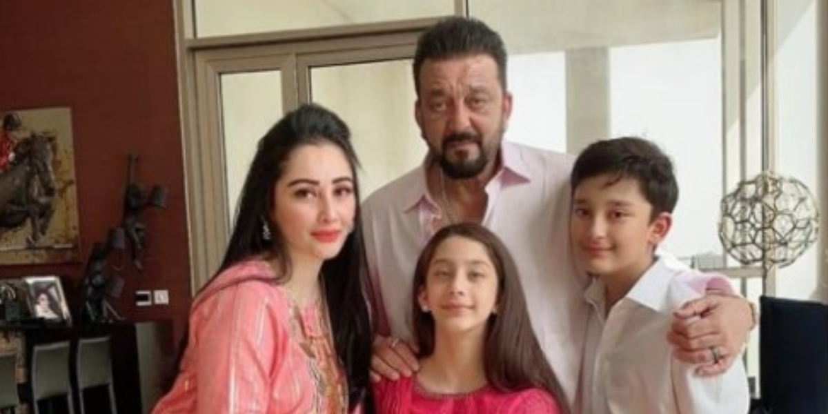 PHOTOS: Sanjay Dutt celebrates Eid with his family