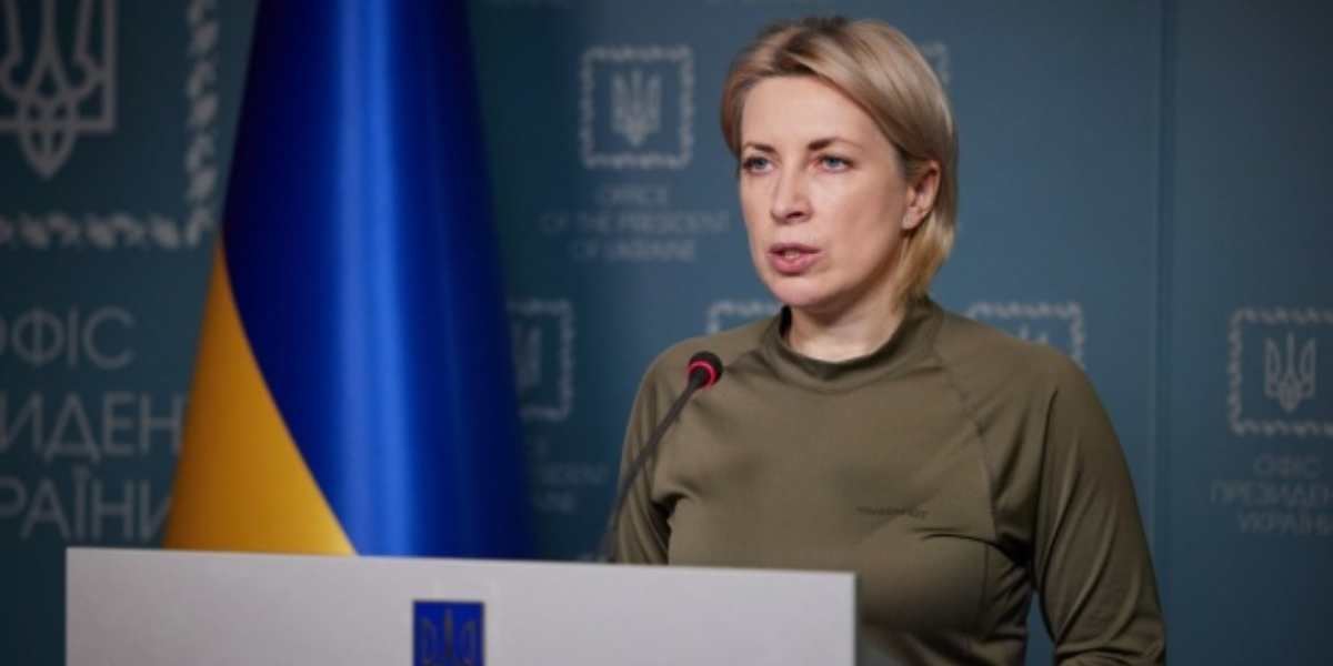 New POW swap: 28 military and 13 civilians are being returned to Ukraine