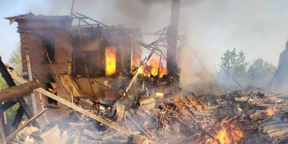 Over 62 people were killed in an air strike on school in Luhansk region