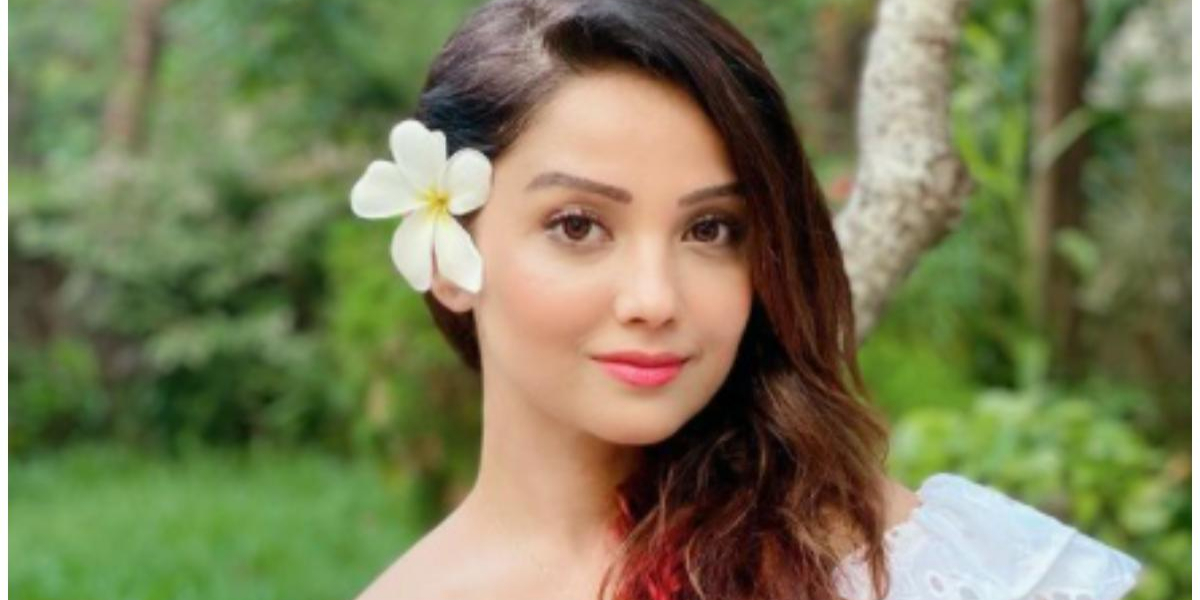 Adaa khan