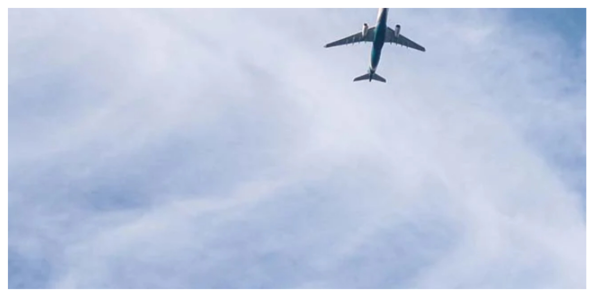 plane crashes in France