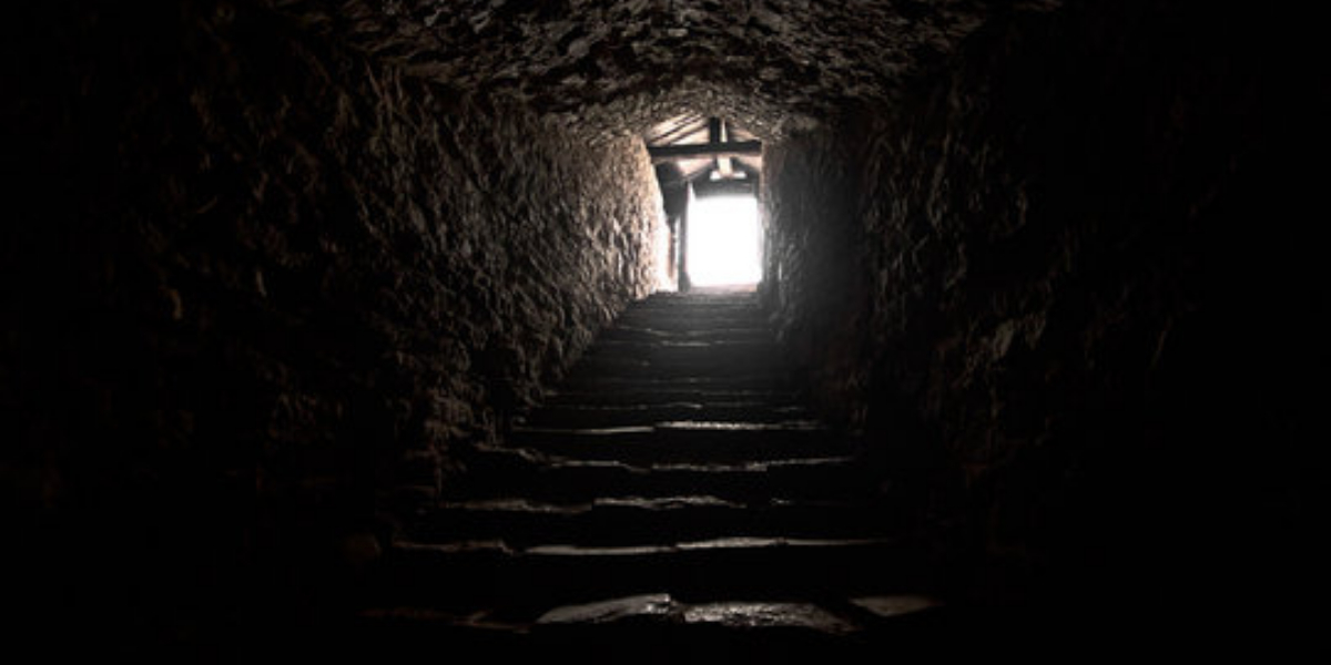 Azovstal: Russians block underground passage exits, as Mariupol defenders counterattack