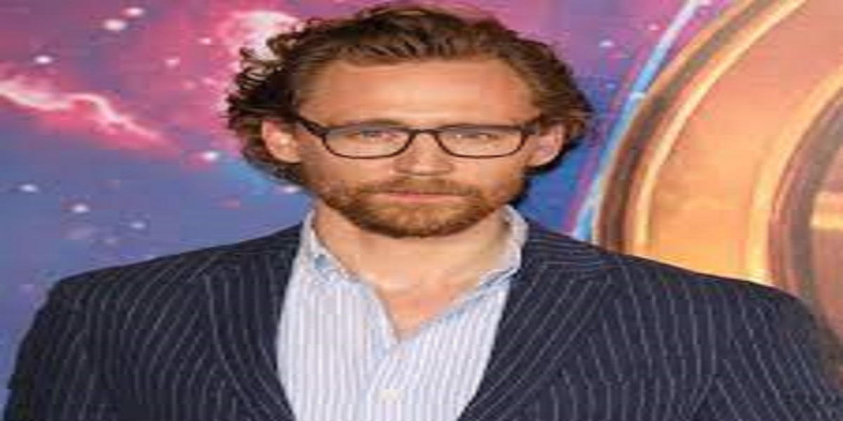 Tom Hiddleston