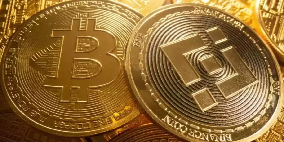 Cryptocurrency market value slumps under $1 trillion