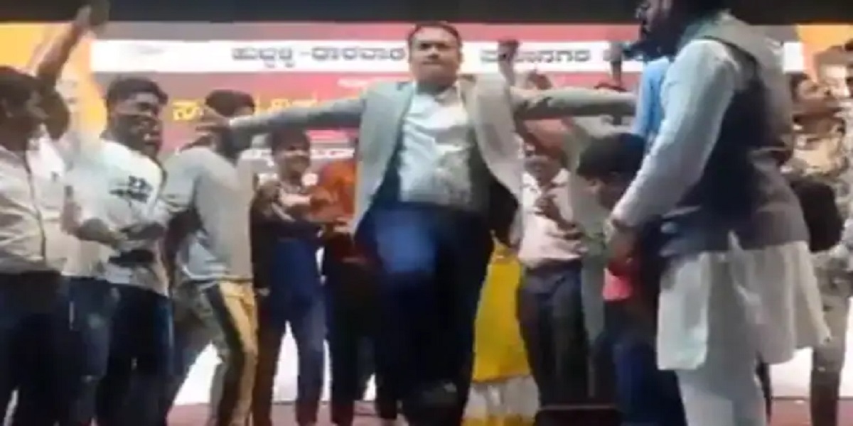 IAS
