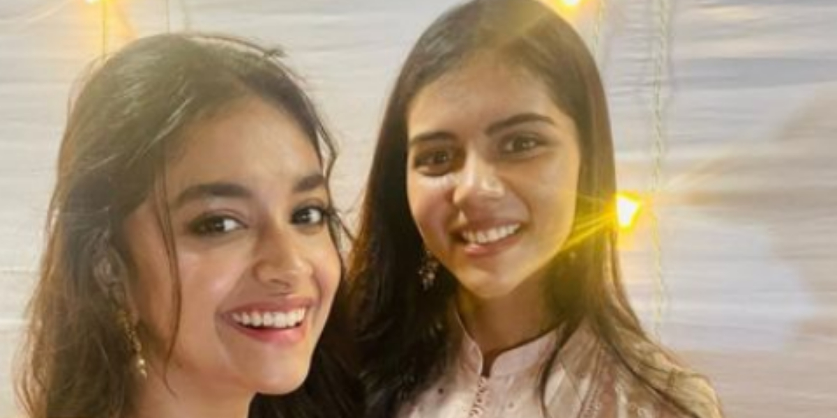 Keerthy Suresh's weekend with Kalyani Priyadarshan and friends