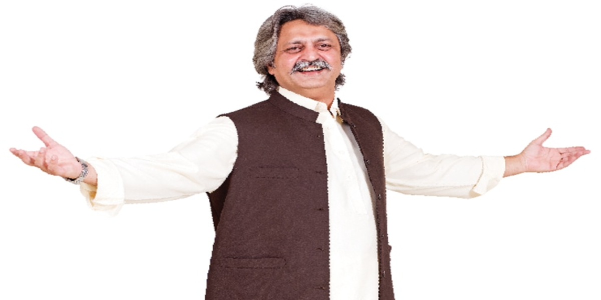 Saife hassan telling his lovestory/Bolnews.com