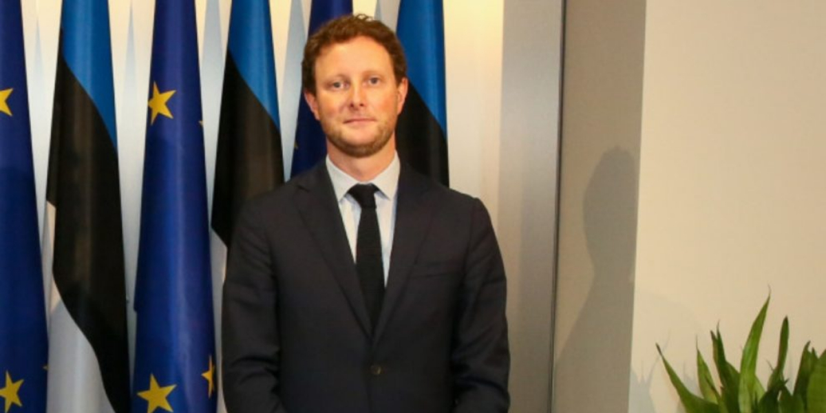 EU making Ukraine