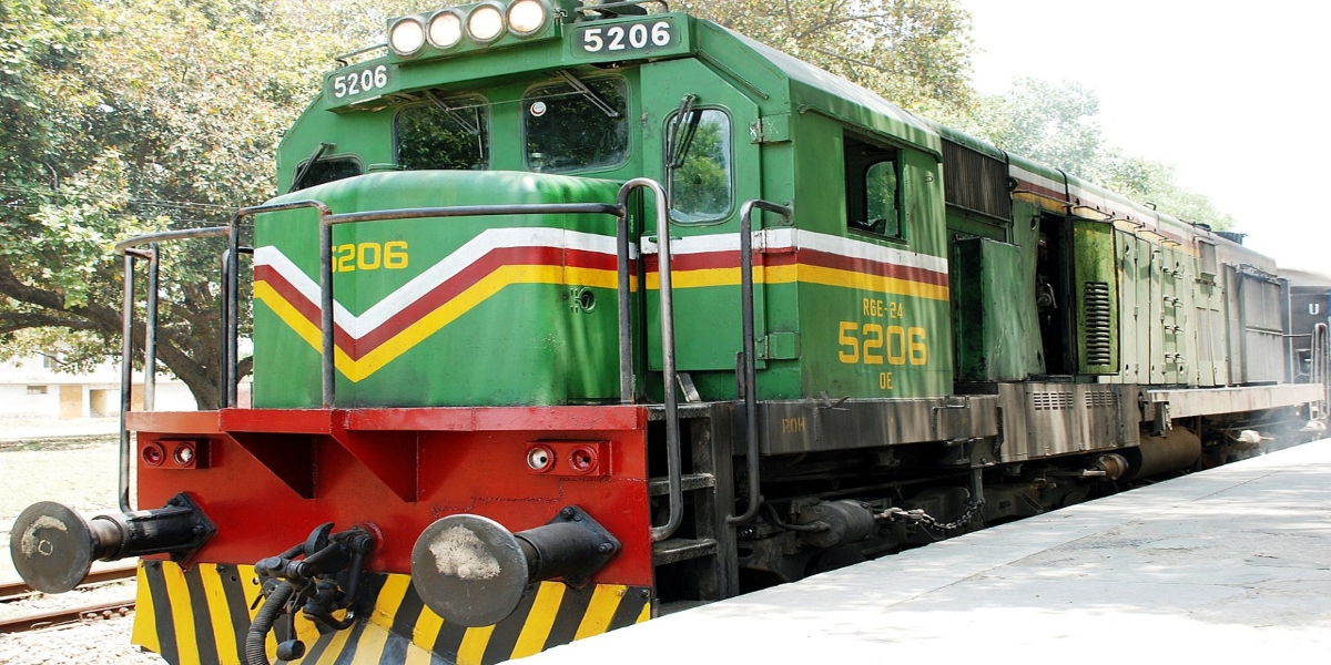 trains Eid