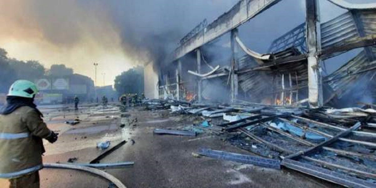 Following investigation into reports mall staff told to stay open during air raid alerts