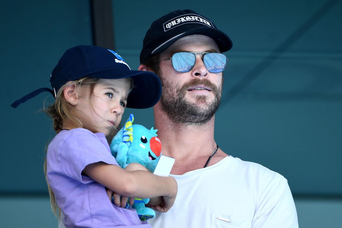 Chris Hemsworth with daughter india