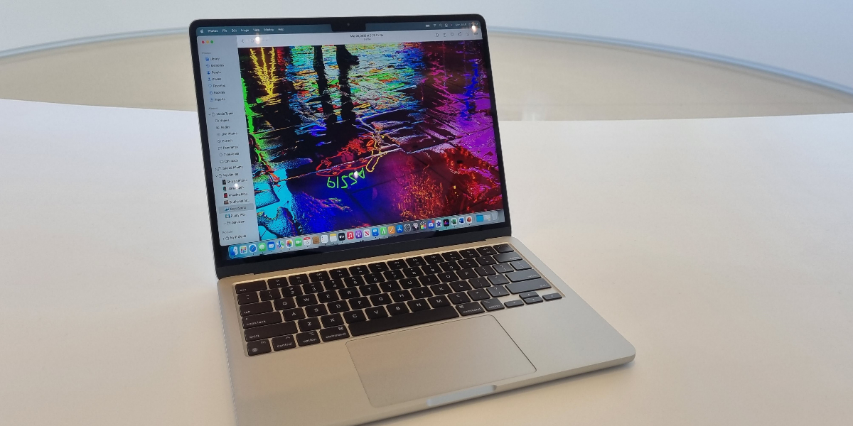 Apple M2 MacBook Air Price in Pakistan