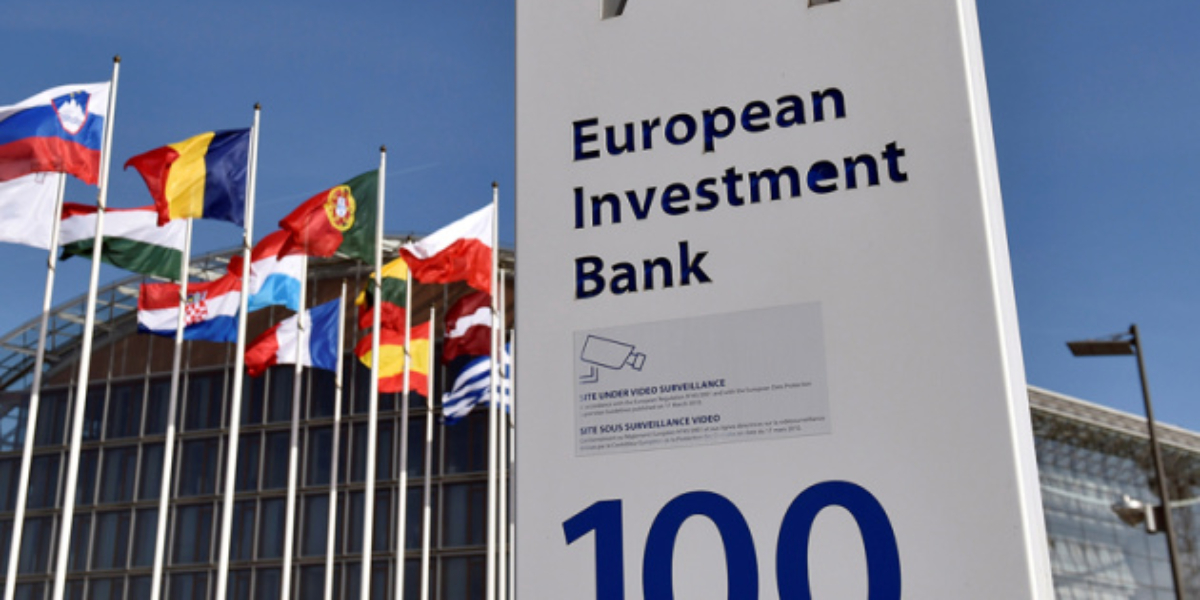 Bloomberg: EU bureaucracy is obstructing a 1.5 billion euro loan to Ukraine