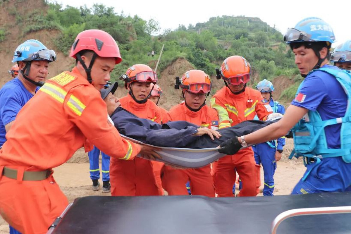 mountain collapse