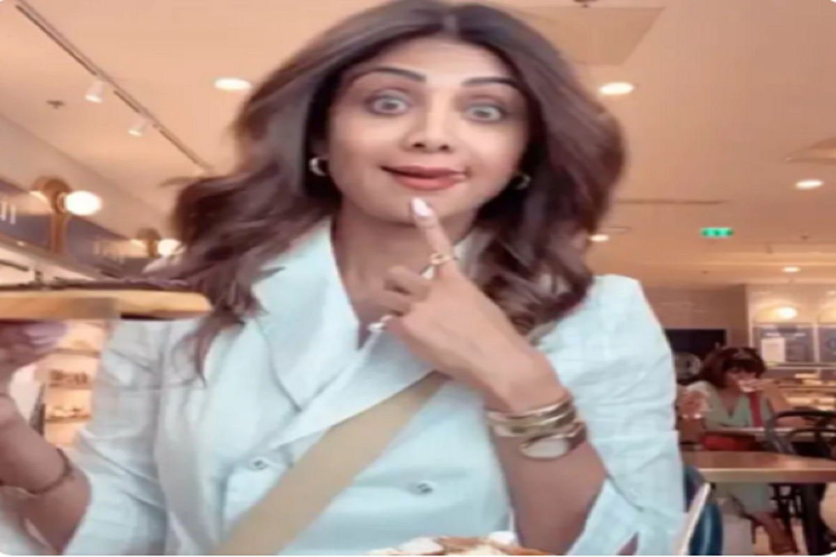 Shilpa Shetty mouth-watering dessert binge in Paris will make you forget your diet for a minute