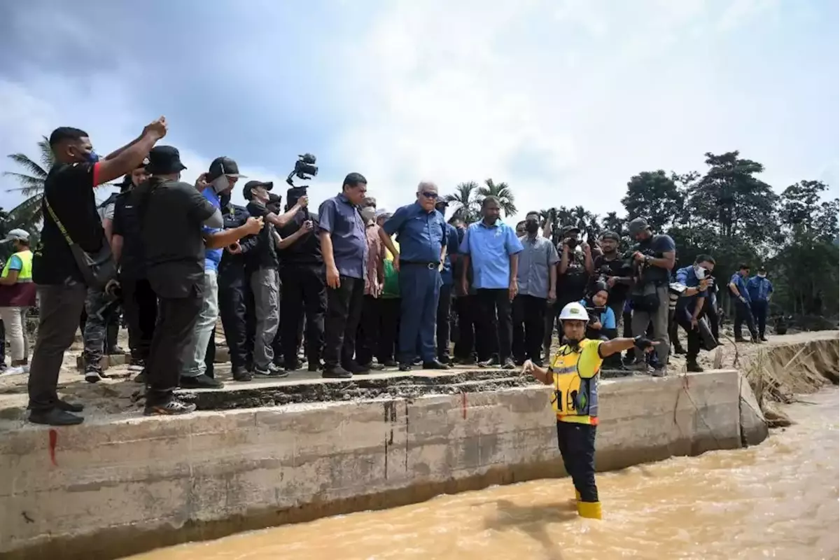 Baling floods