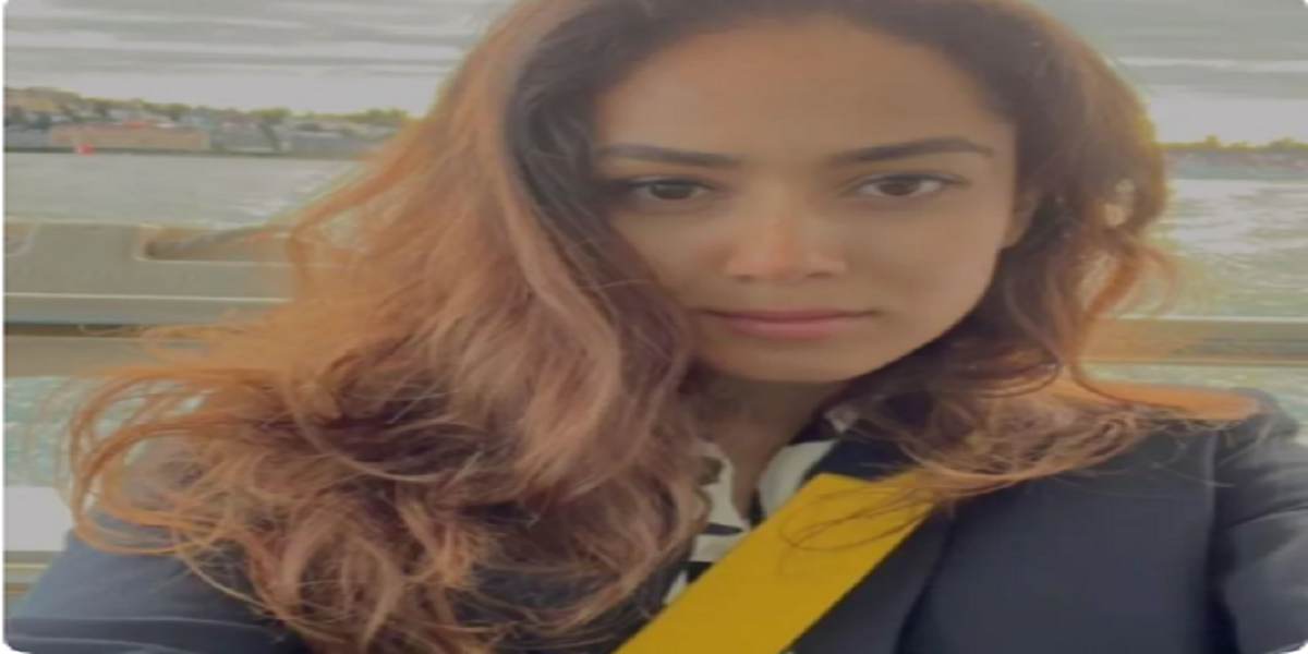 Mira Rajput is having a good hair day in Italy as she drops a selfie in black suit