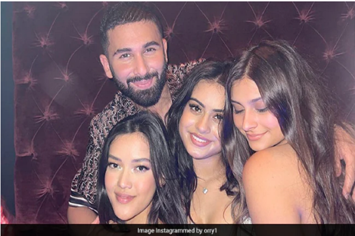 Nysa Devgan Parties With Arjun Rampal's Daughter