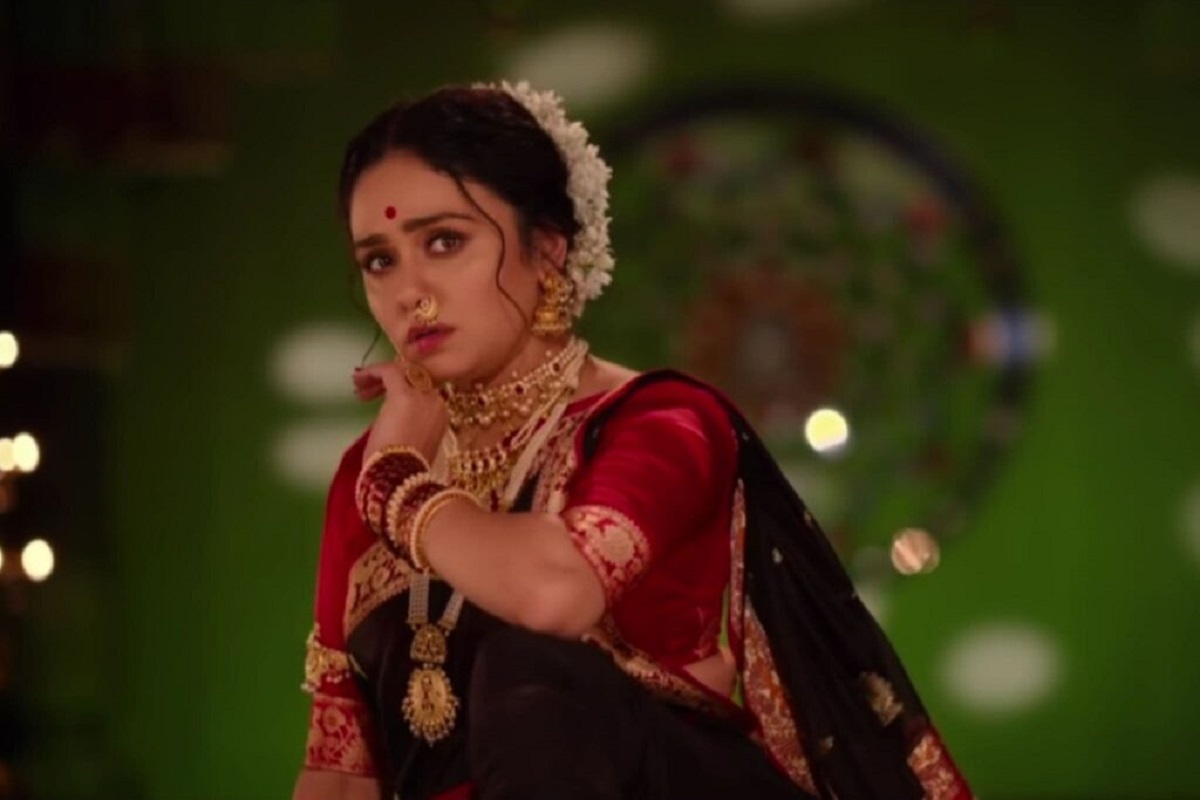 Amruta Khanvilkar