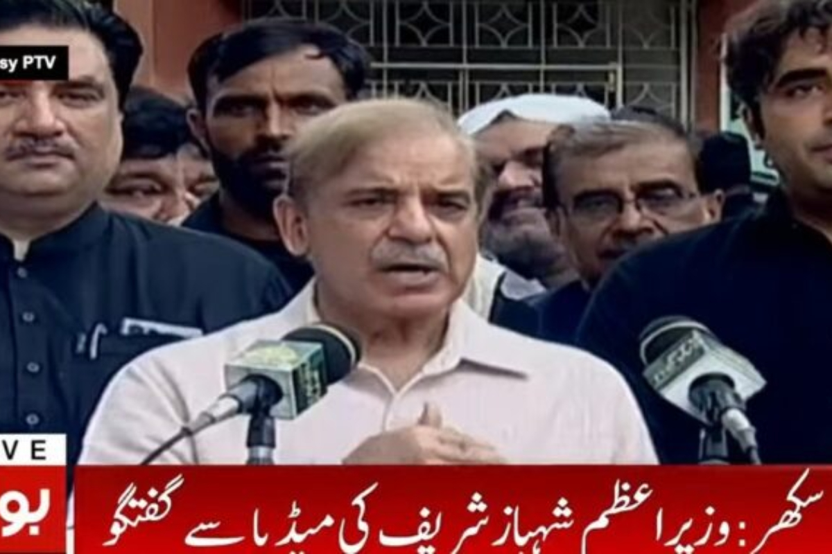 PM expresses grief over flood destruction