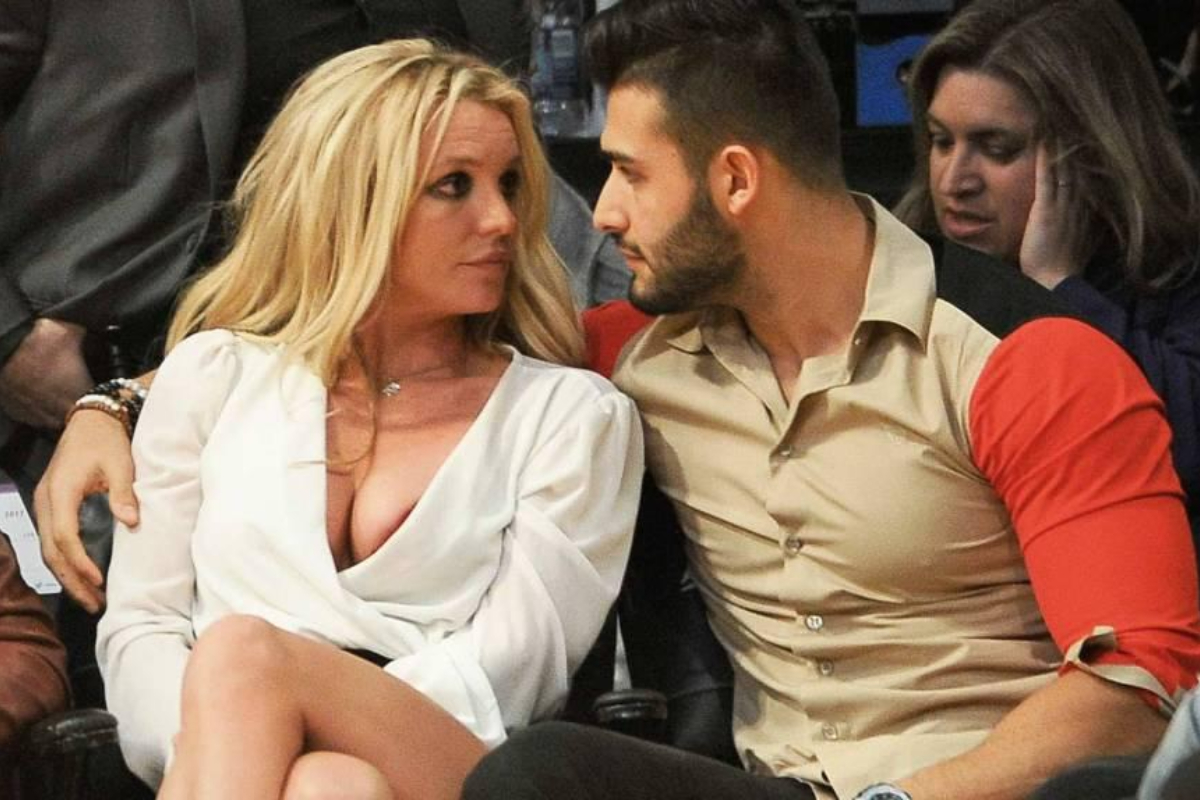 Sam Asghari praises wife Britney Spears