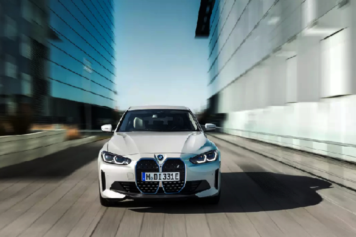 BMW i4 eDrive35