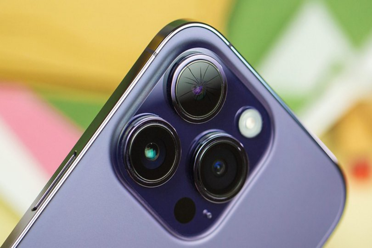 iPhone 14 Pro camera