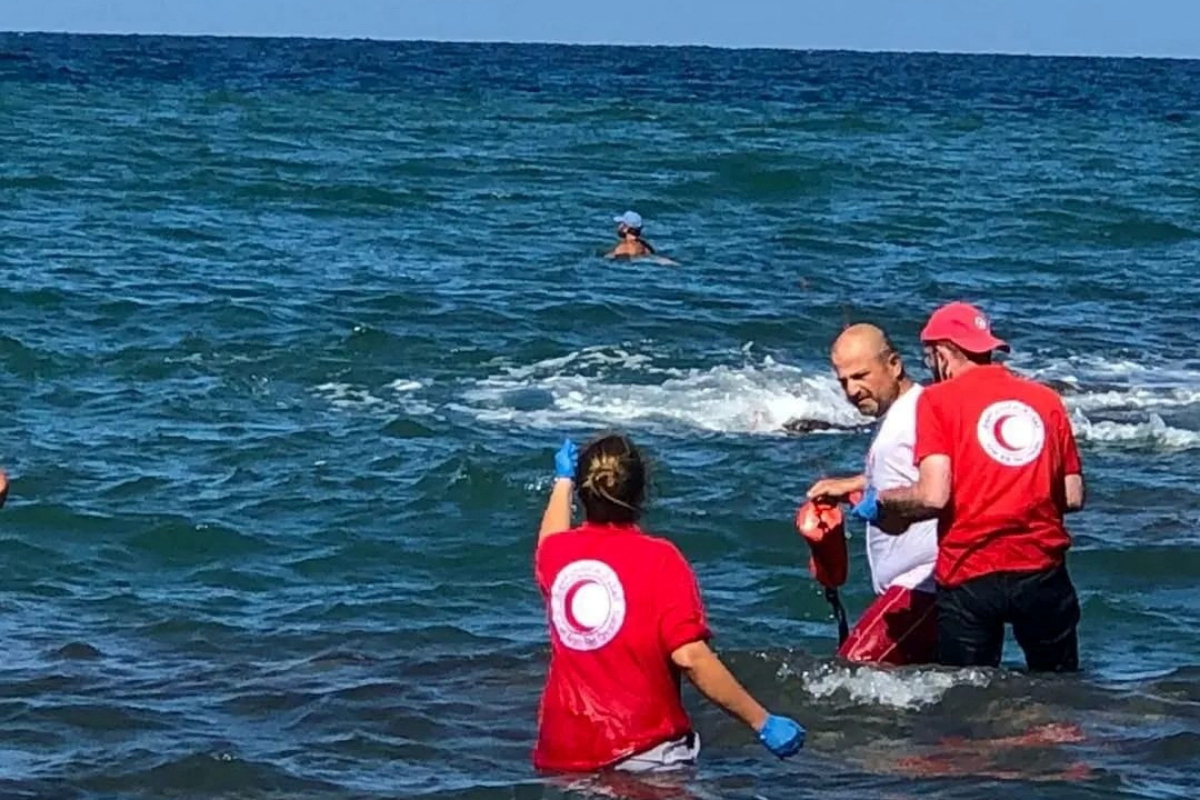 sunken Lebanon boat
