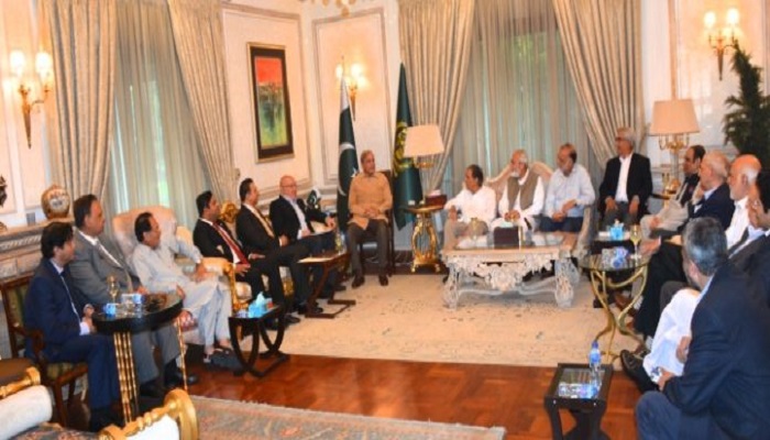 PM Shehbaz LCCI delegation